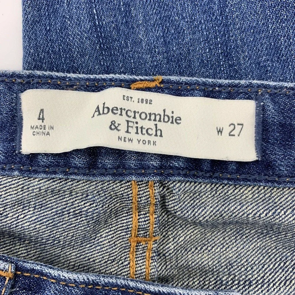 Abercrombie & Fitch Distressed Destroyed Ripped Tapered Jeans Size 4 Medium Wash